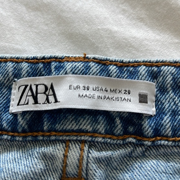 ZARA Mom Fit Jeans Mid-Blue - Picture 4 of 7